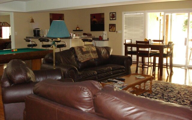 Stratford Serenity Bed & Breakfast