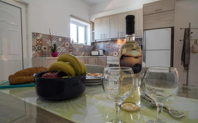 Dina Apartments