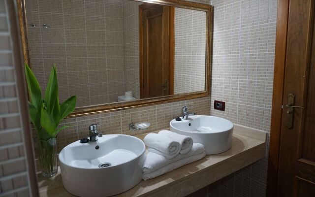 Apartamentos Pirámides