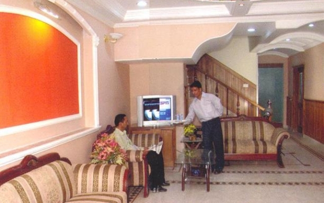 OYO 8505 Hotel Ashu Palace