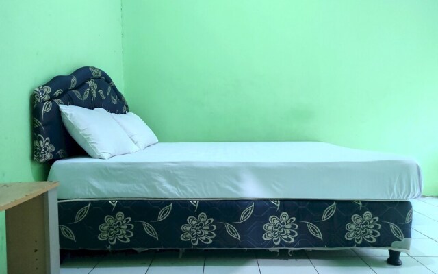 OYO 93411 Syariah Hotel Tomborang