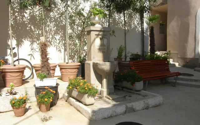 Ville Corinthia - Inh 33419