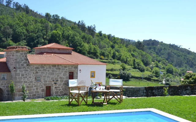 Casa da Portela de Sampriz