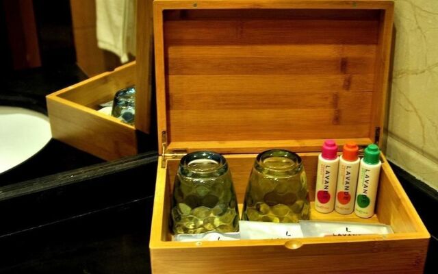 Lavande Hotel Xi'an Xiaozhai Subway Station Giant Wild Goose Pagoda