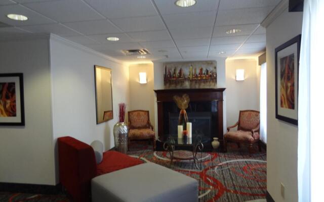 Holiday Inn Express Hotel & Suites Columbus-Groveport by IHG