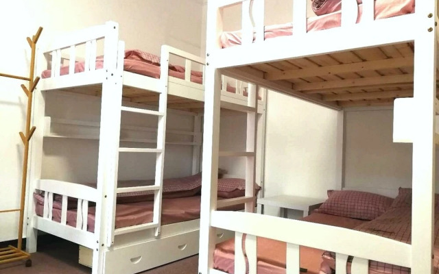 Kunming LiuxiaChunshu Hostel