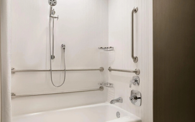 Courtyard by Marriott St Paul Woodbury
