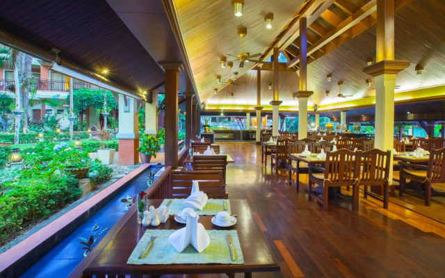 Khaolak Bay Front Resort