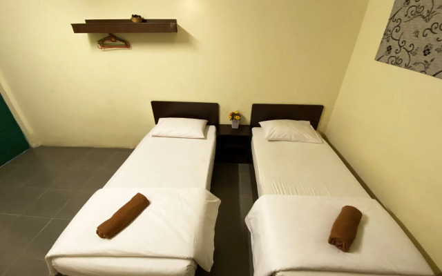 Sabak Awor Resort