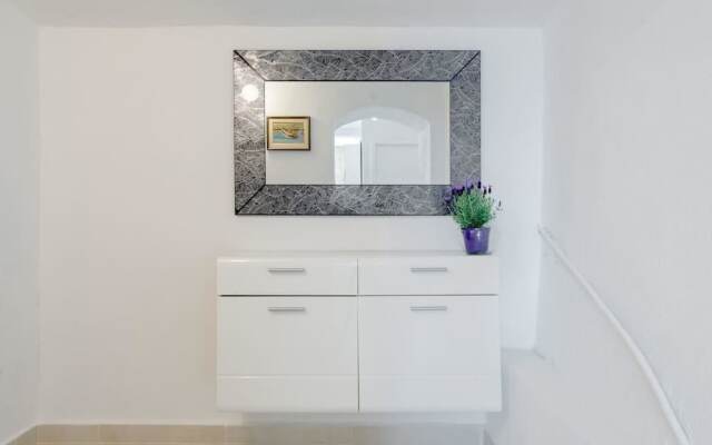 Luxury Apartment Ladovina