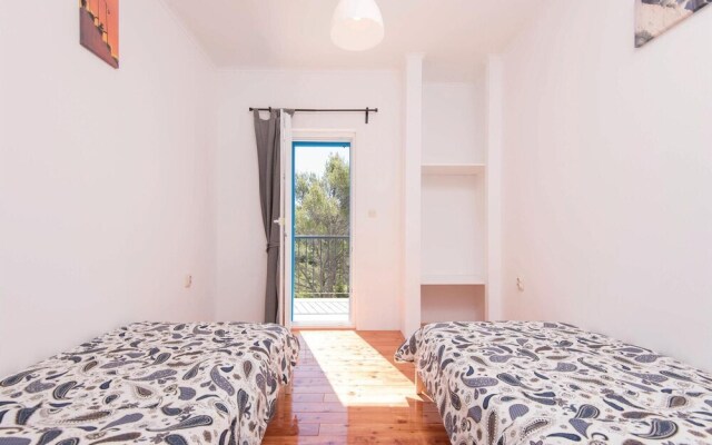 Beautiful Home in Zrnovo With Wifi and 3 Bedrooms