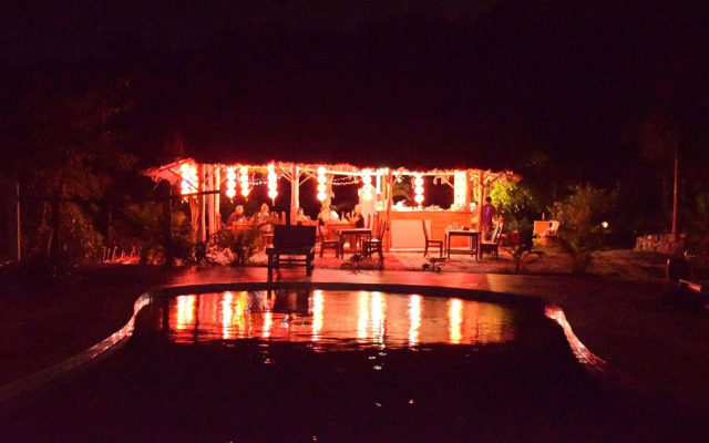 Thuyhouse Resort