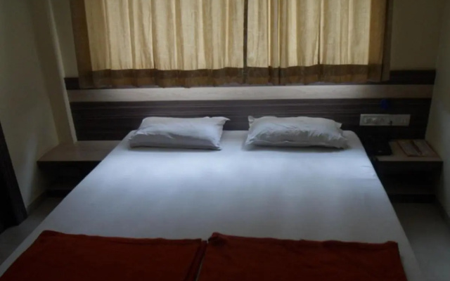 Hotel Vaishali – Guest Rooms – Nashik
