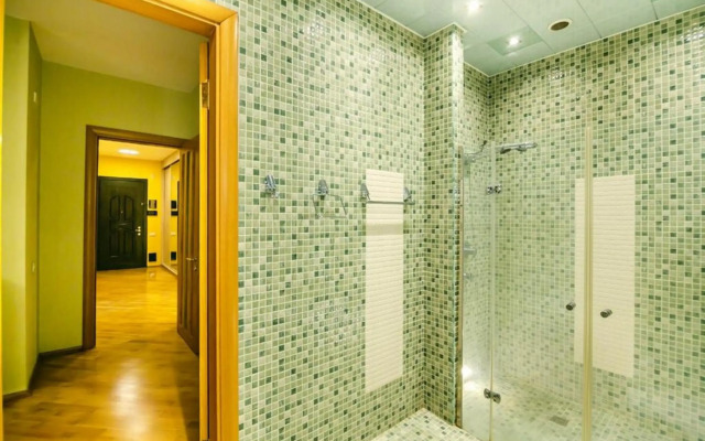 Red Apartment Vip City Center