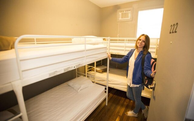 Explore Hotel & Hostel