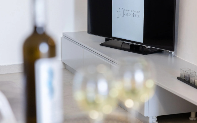 Saint George Cave House