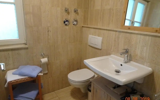 Huge and Calm Apartment in Central Garmisch