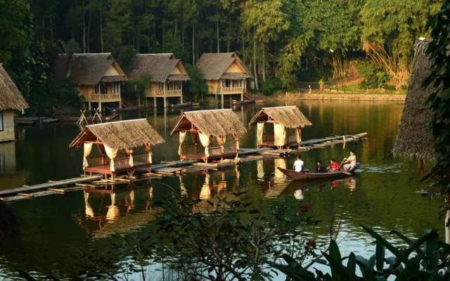 Kampung Sampireun Resort & Spa