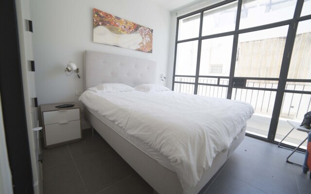 Boutique Home