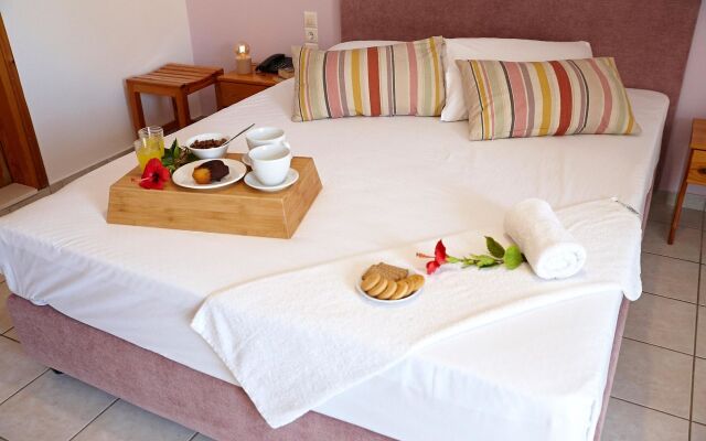Eleaterra Hotel