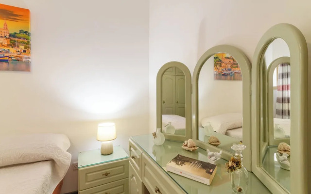 Modern Seaview Apart In Marsalforn Gozo