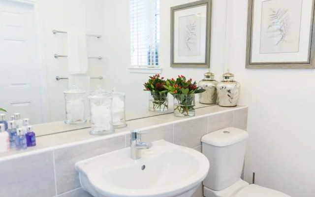 Elegant Home in Aberdeen