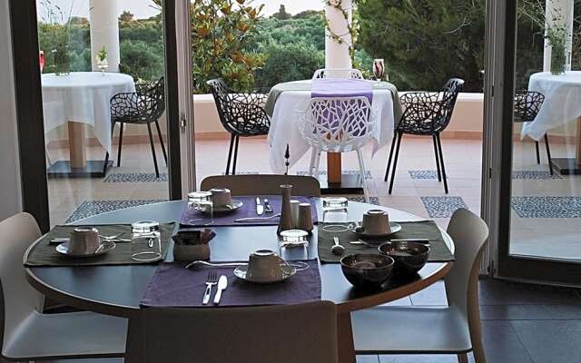 Orizontes View Hotel