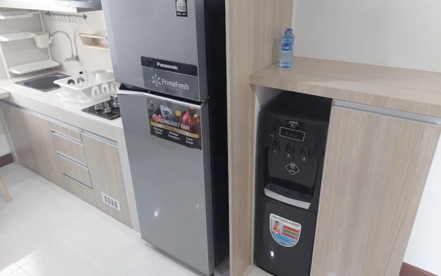Elegant and Comfort 2BR Apartment at Springwood Residence Tangerang