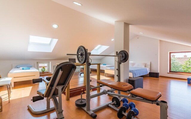 Nice Home in Pula With Wifi and 4 Bedrooms