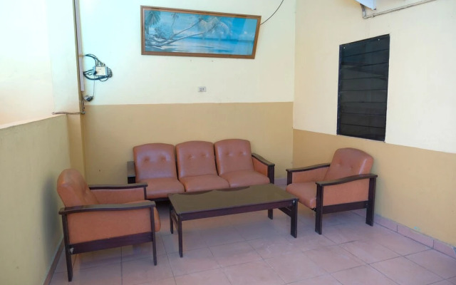 OYO 1149 Hotel Mustika