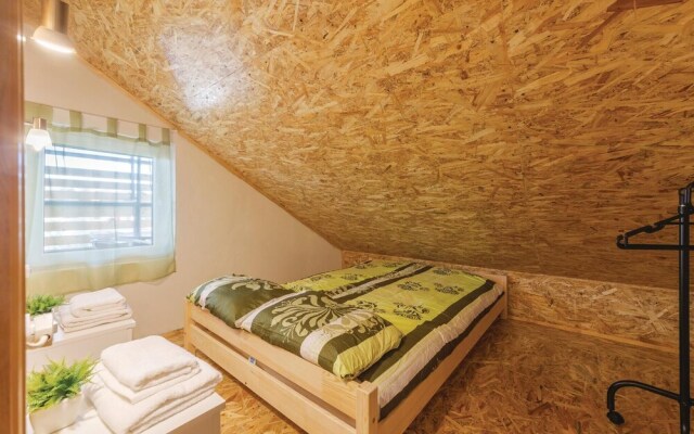 Nice Home in Valtura With Wifi and 2 Bedrooms