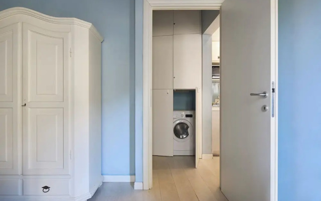 Blue Charm Florentine Apt by Oteego