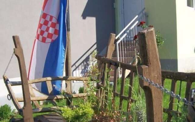 Guesthouse Ivac Inn Zagreb Airport