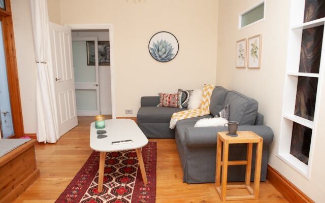 2 Bedroom House Near the Downs Bristol