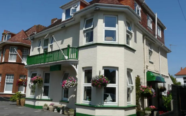 Southern Breeze Lodge