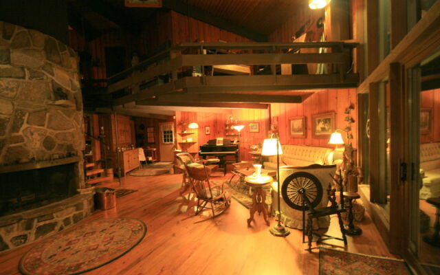 Stouffermill Bed & Breakfast