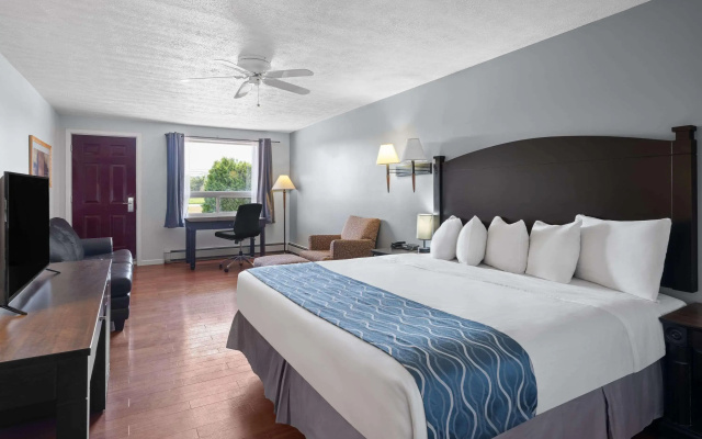 Travelodge by Wyndham Grand Falls