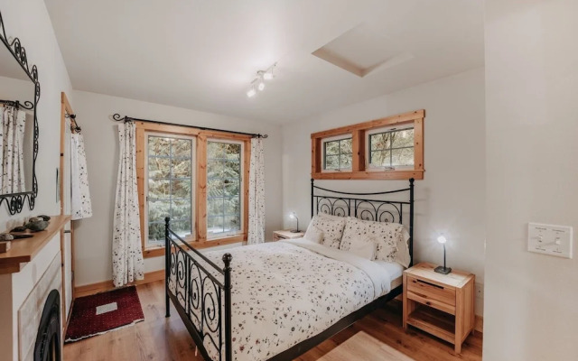 34sl - Hot Tub - Bbq - Ping Pong Table - Sleeps 8 3 Bedroom Home by RedAwning