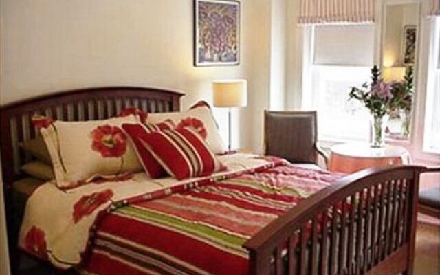 Clinton and Bloor B&B