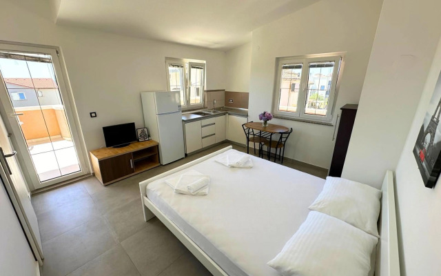 Apartments Bella Sky II