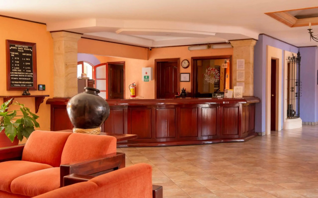 Hotel Santa Helena Plaza