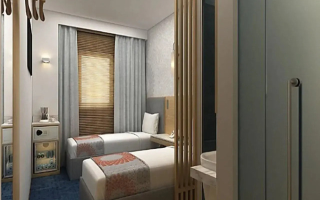 Holiday Inn Express Greater Noida Knowledge Park