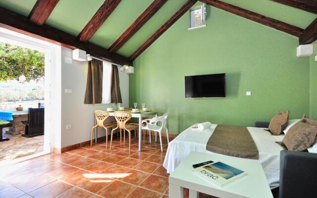 Tonka - with pool - H(4+2)