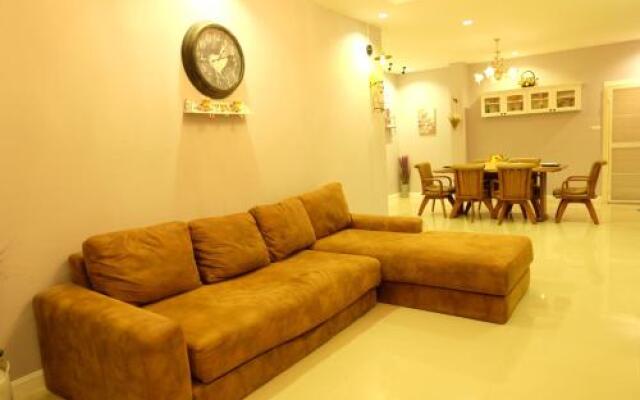 Armanol Pool Villa