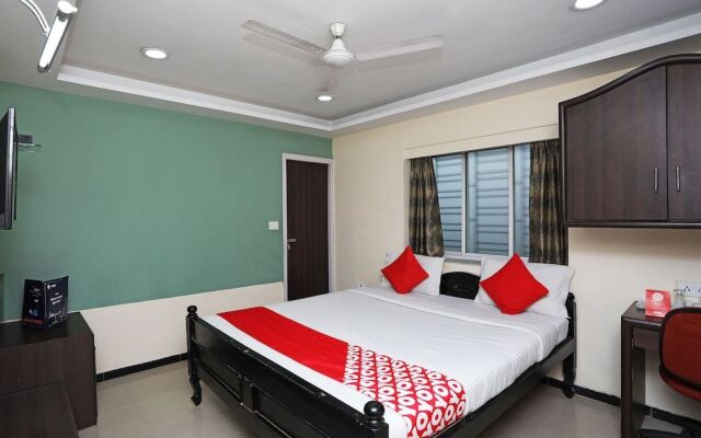 OYO 25072 Flagship Naman's Inn