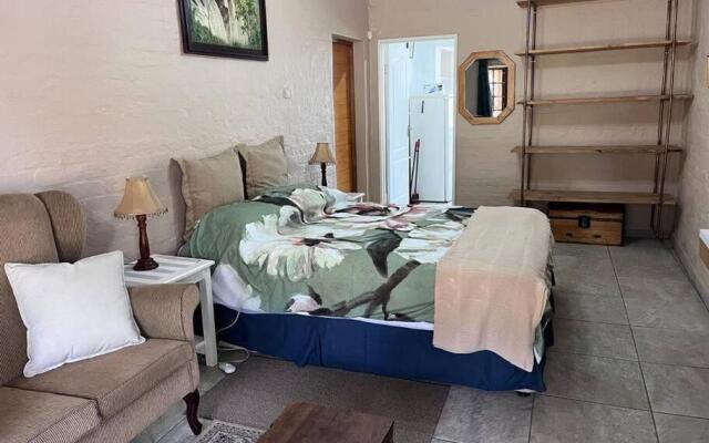 The Olive Thrush Spacious and Comfy 1 bedroom flat