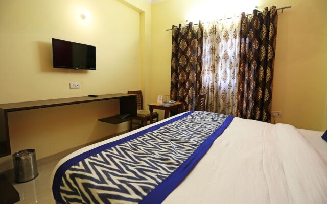 OYO 4734 Hotel Sapphire