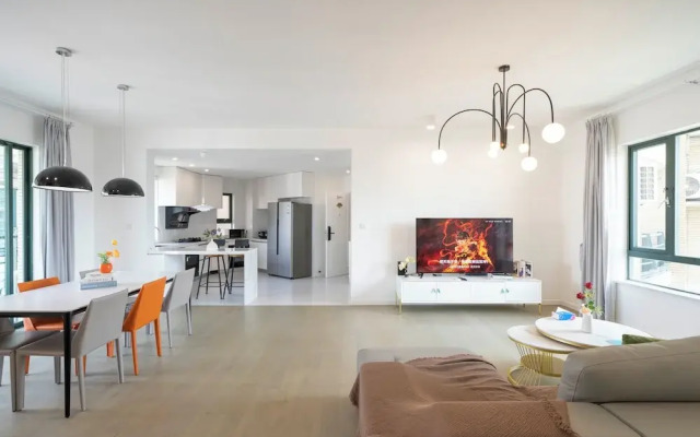 Tyms 3BR 2BA Apt Novel Garden Metro