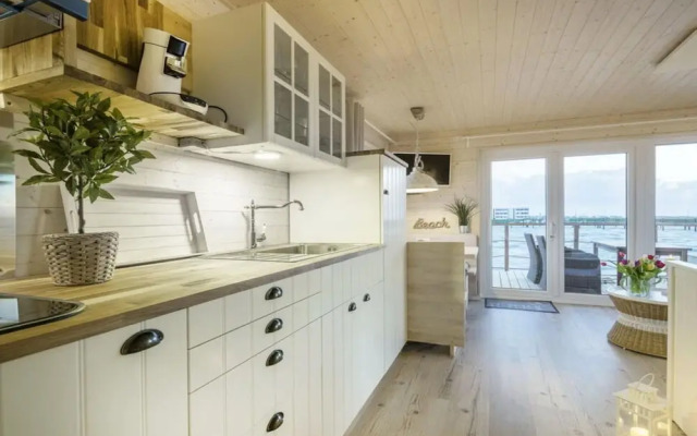 Houseboat South Beach