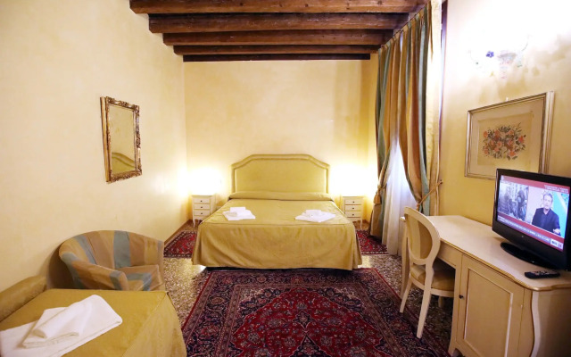 Alla Vigna - Room Only